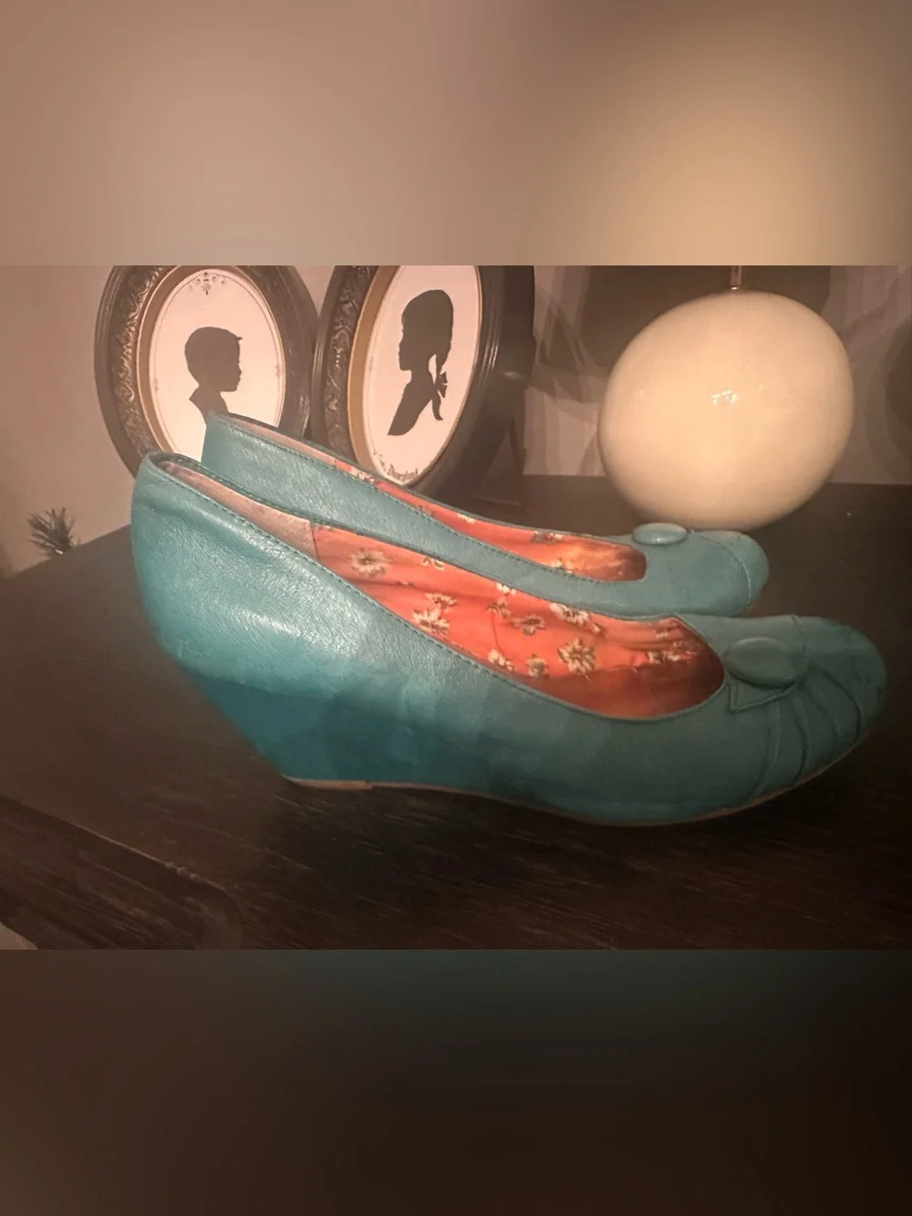 Anthropologie Seychelles Teal Aqua Leather Wedge Heels Retro Button Pinup Sz 9
